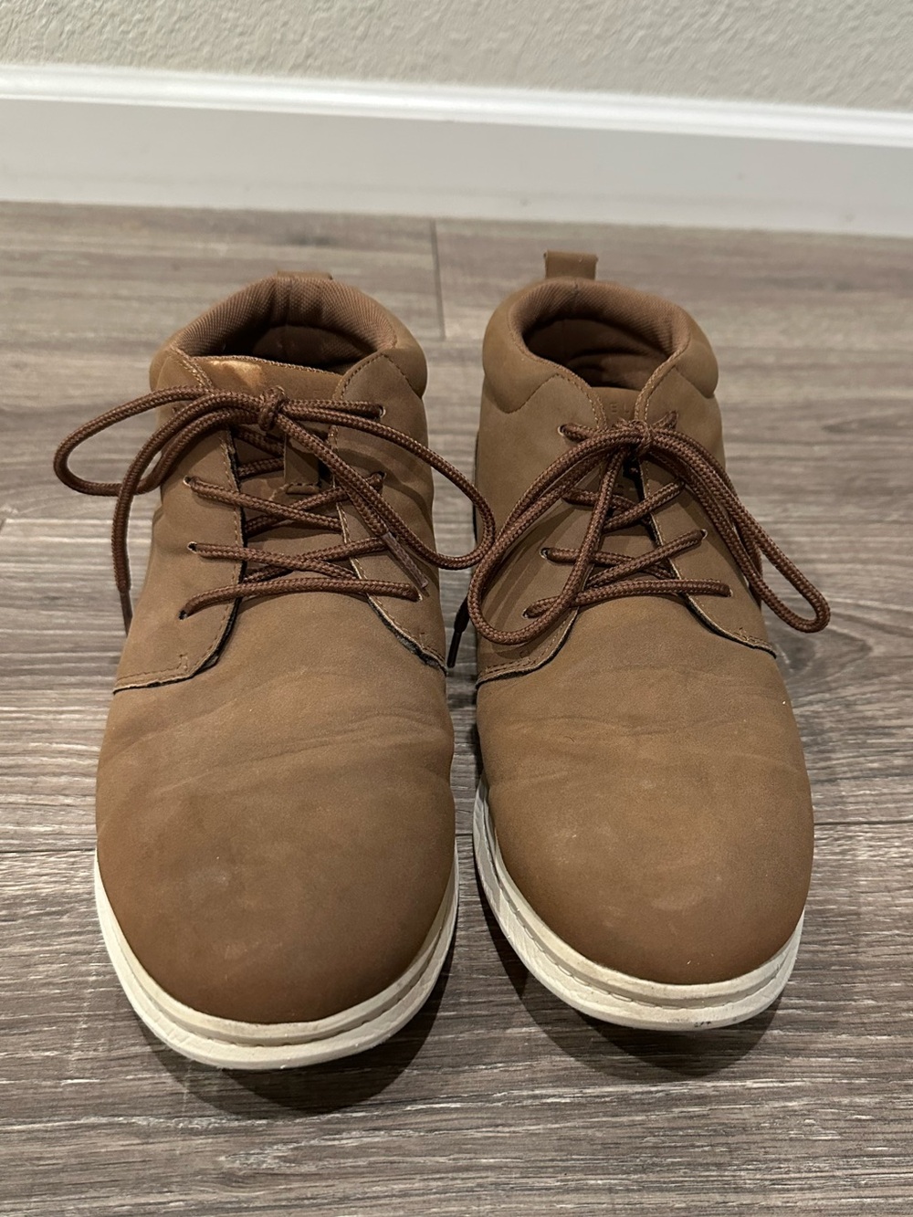 Perry Ellis Portfolio Brown Chukka Suede Style Boots Size 9 1/2